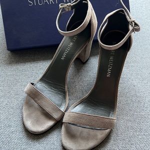 Stuart Weitzman Nearly Nude Sandals Size 8